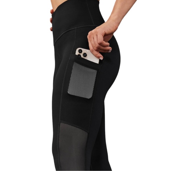 Fabletics Mila High Waisted Pocket Capri Powerhold [Gray] - Picture 2 of 4